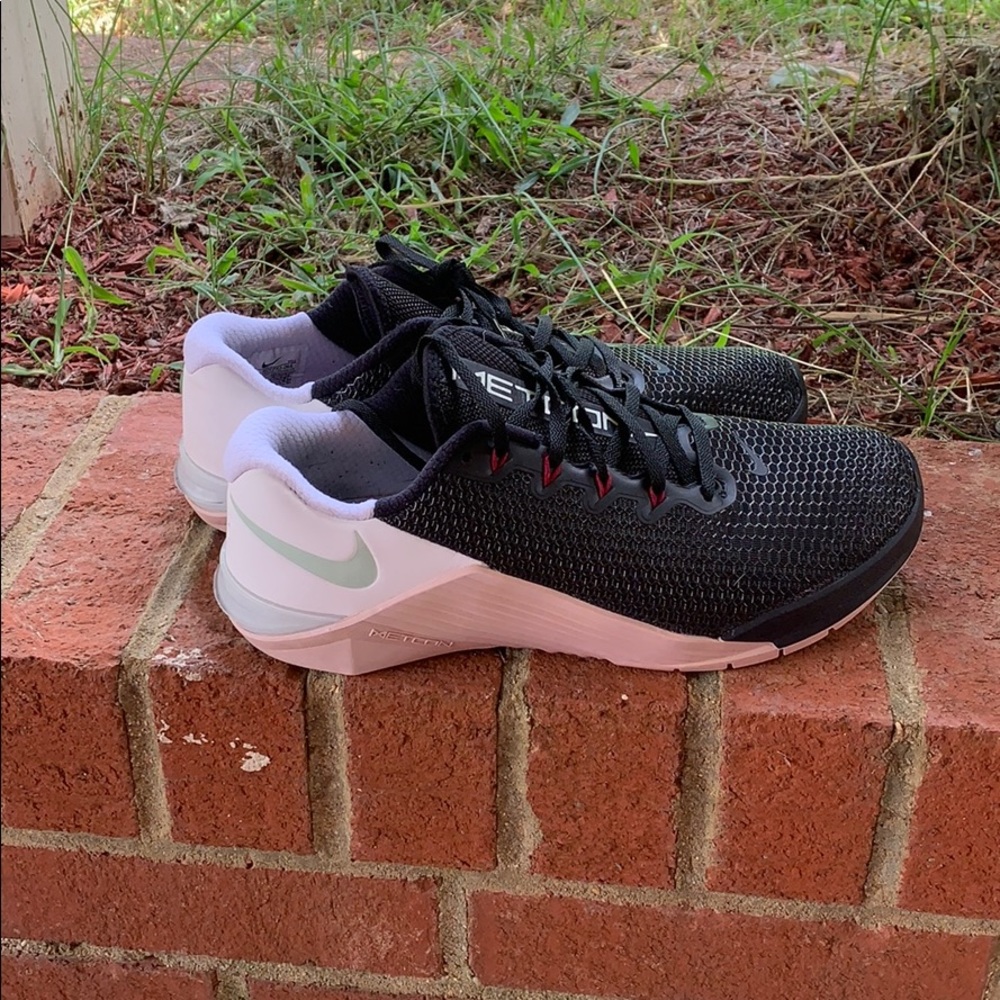 Nike metcon shoes